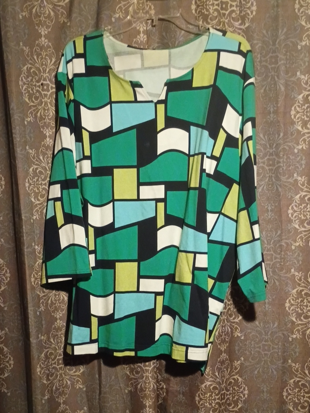 Southern Lady Green, Aqua & White Geometric Short Sleeve Top